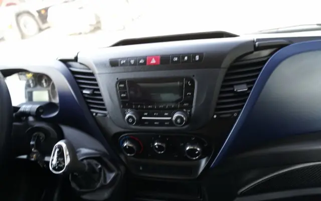 IVECO DAILY 35-180 / WYWROTKA TYLNOZSYPOWA / HI-MATIC / BLIŹNIAK / SPROWADZONY 