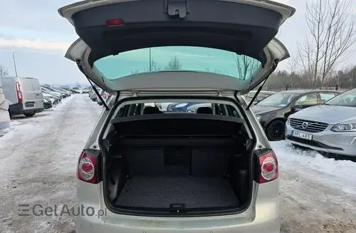 VOLKSWAGEN Golf Plus 