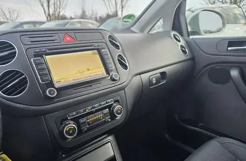 VOLKSWAGEN Golf Plus 