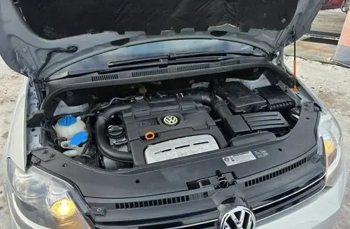 VOLKSWAGEN Golf Plus 