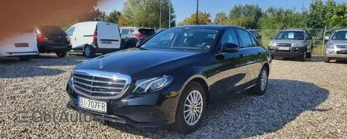 MERCEDES-BENZ Klasa E 