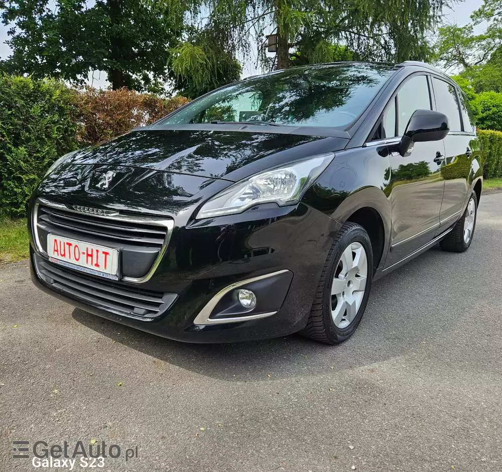 PEUGEOT 5008 155 THP Style