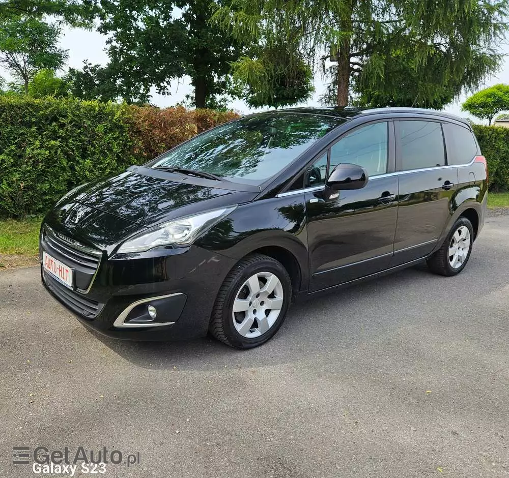 PEUGEOT 5008 155 THP Style