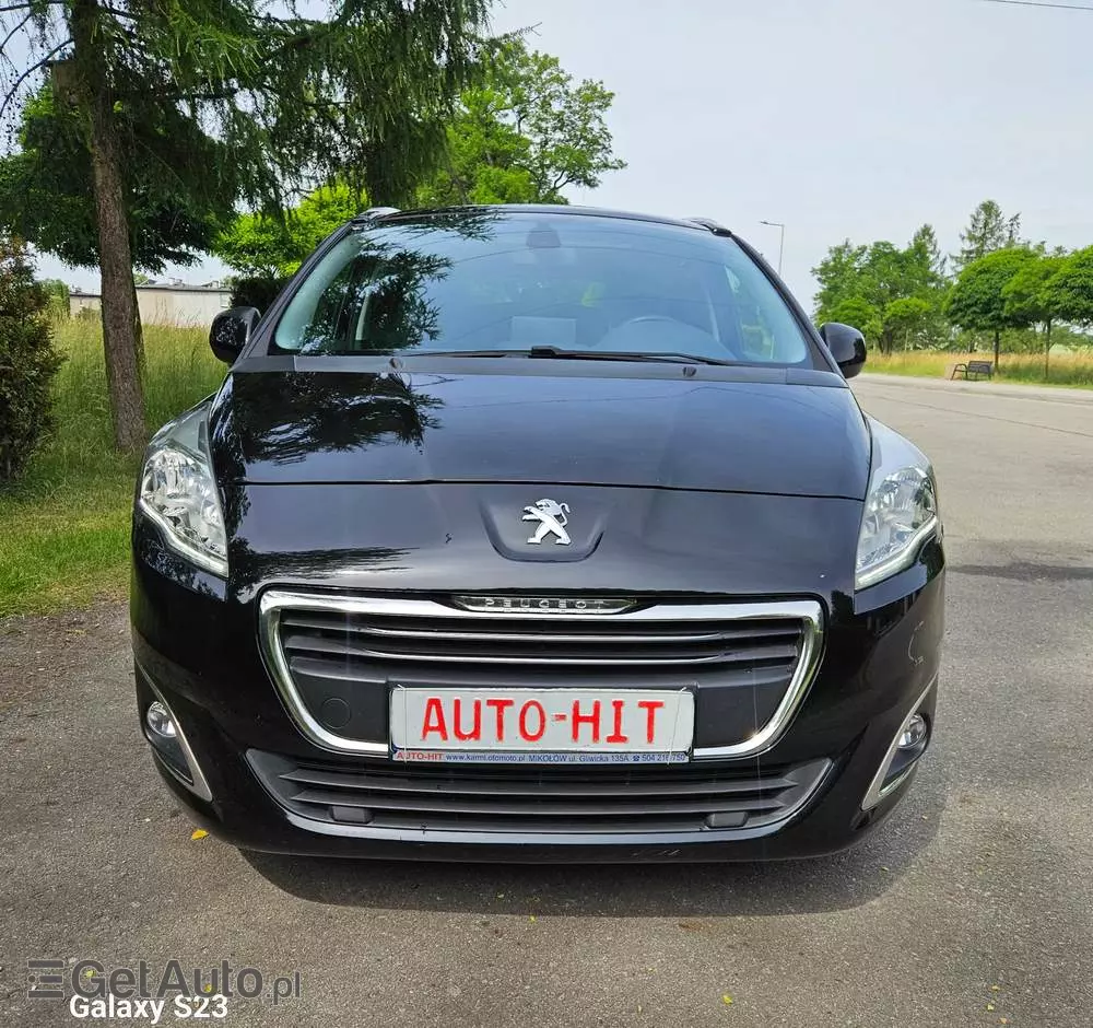 PEUGEOT 5008 155 THP Style