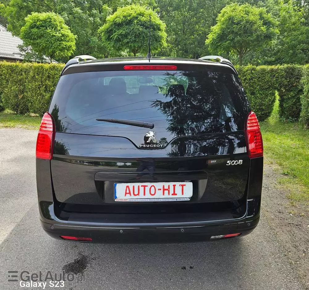 PEUGEOT 5008 155 THP Style