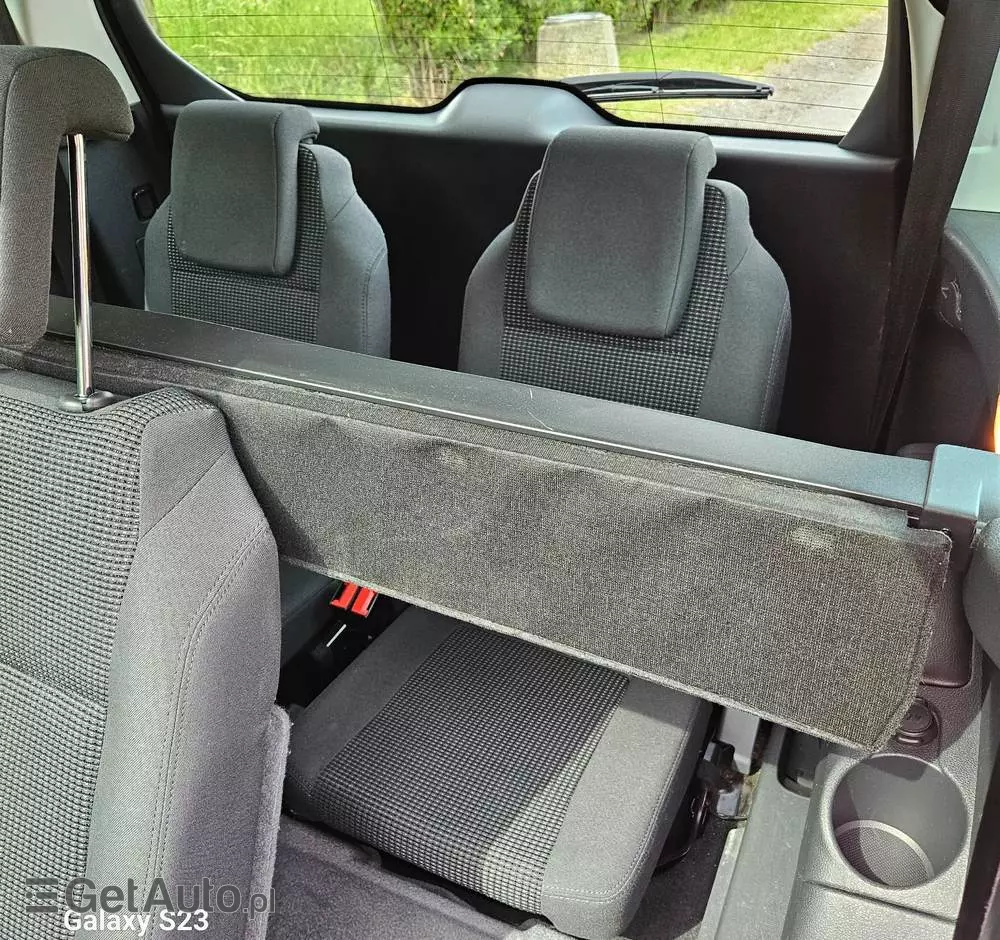 PEUGEOT 5008 155 THP Style