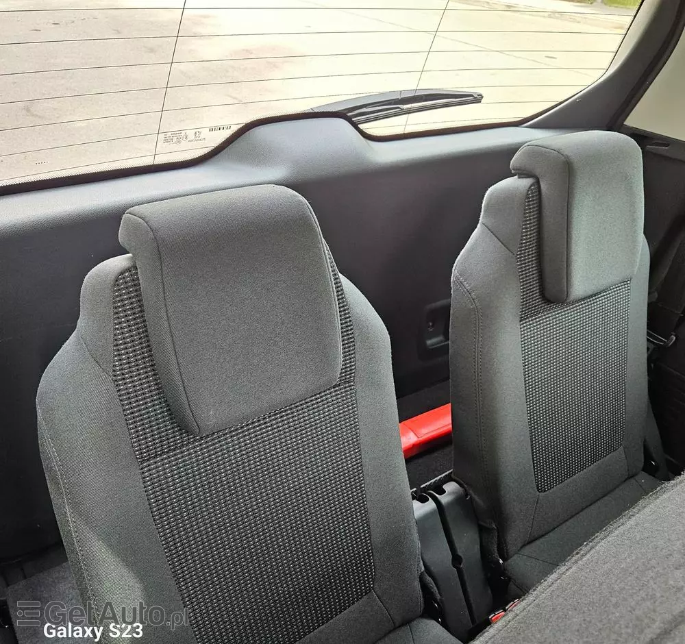 PEUGEOT 5008 155 THP Style