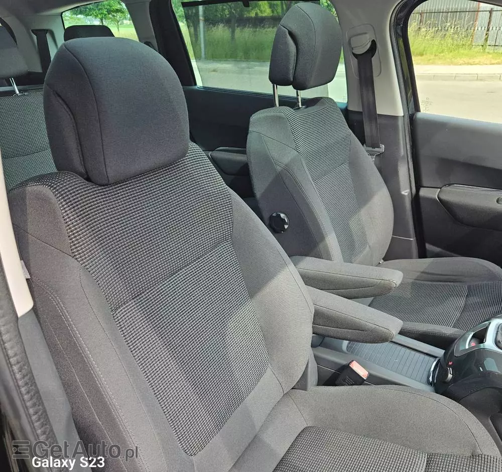 PEUGEOT 5008 155 THP Style