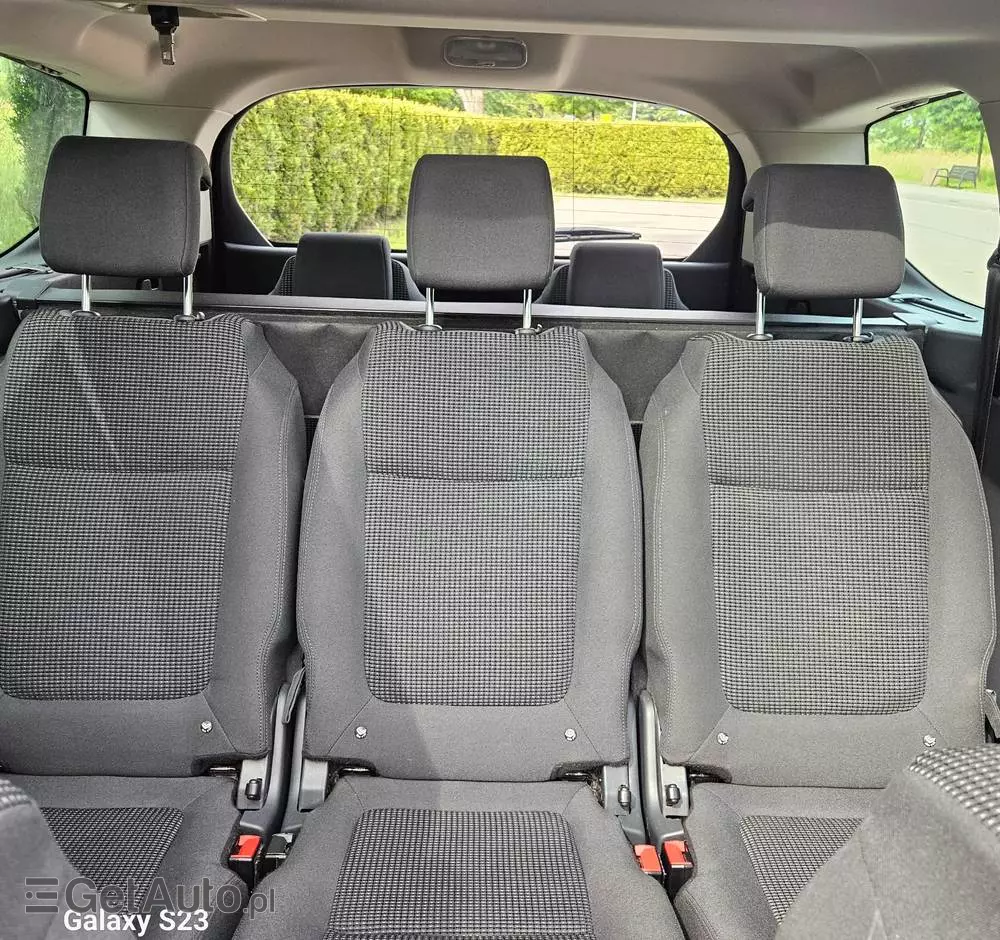 PEUGEOT 5008 155 THP Style