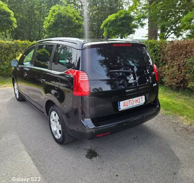 PEUGEOT 5008 155 THP Style