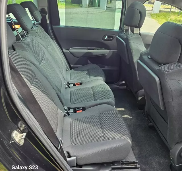 PEUGEOT 5008 155 THP Style