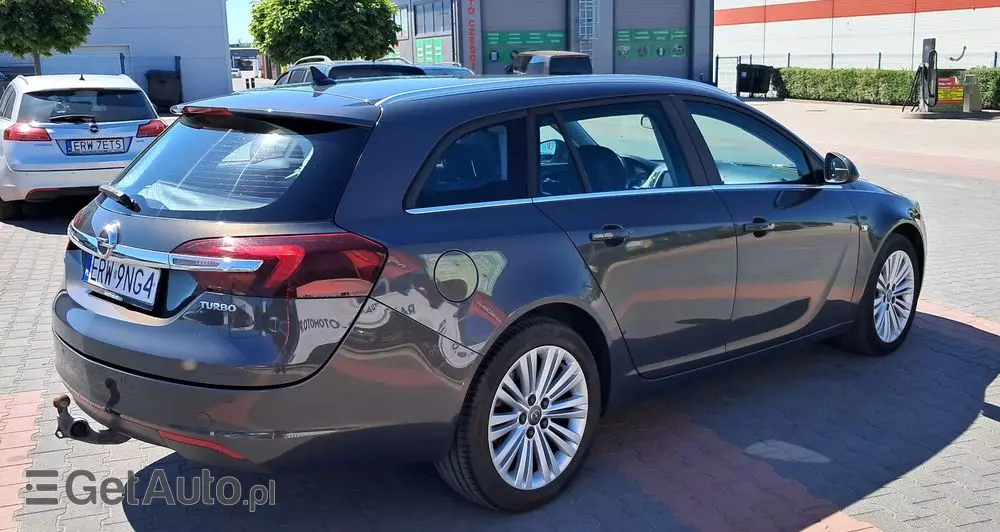OPEL Insignia 1.6 ECOTEC DI Turbo Sports Tourer Business Edition