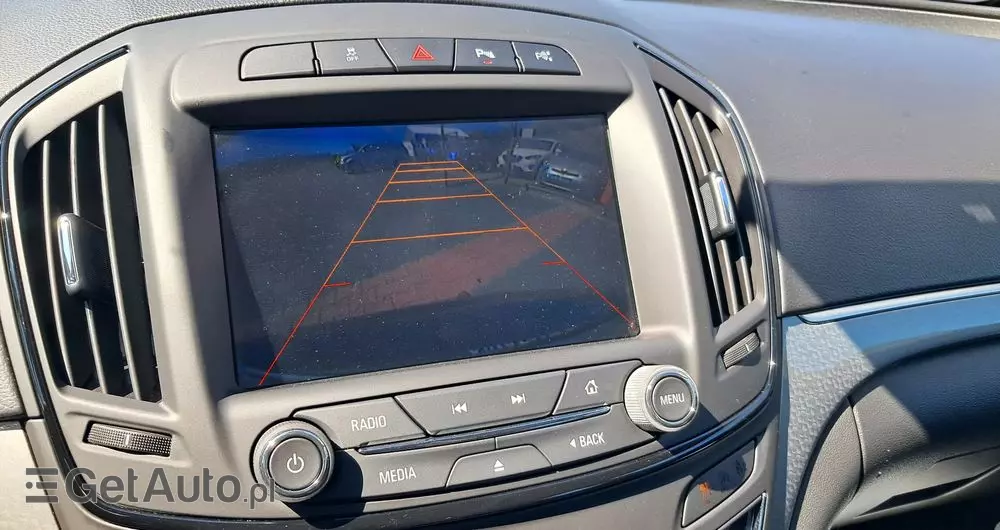 OPEL Insignia 1.6 ECOTEC DI Turbo Sports Tourer Business Edition