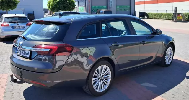 OPEL Insignia 1.6 ECOTEC DI Turbo Sports Tourer Business Edition