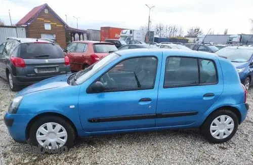 RENAULT Clio 