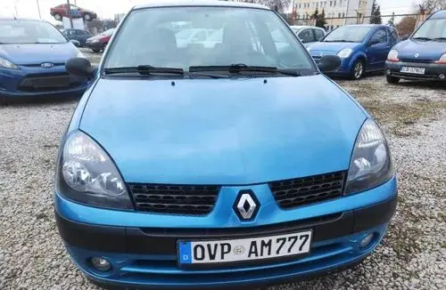 RENAULT Clio 