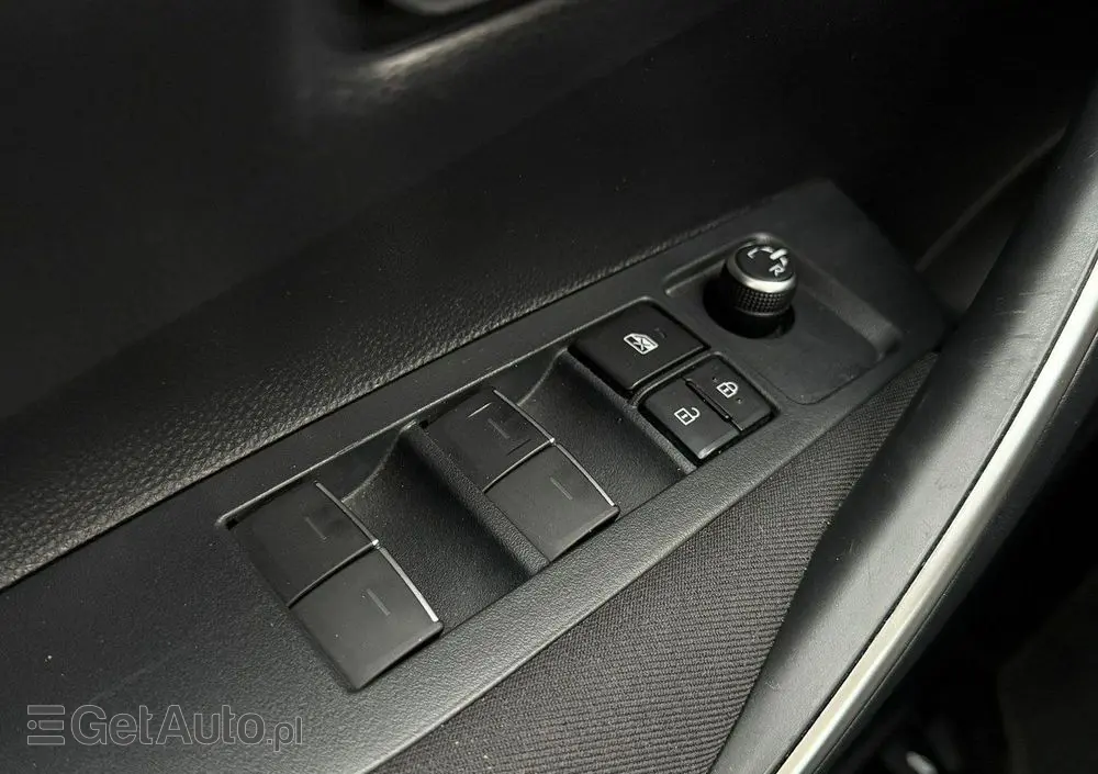 TOYOTA Corolla 1.5 Comfort MS