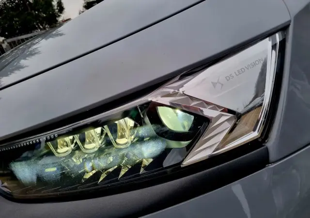 DS AUTOMOBILES DS 7 Crossback 1.6 PureTech Performance Line +