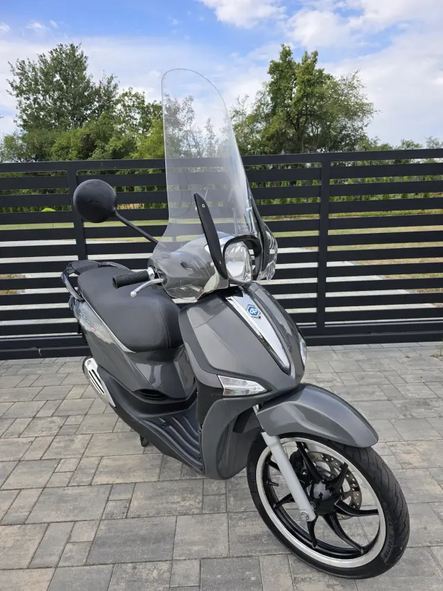 PIAGGIO Liberty  