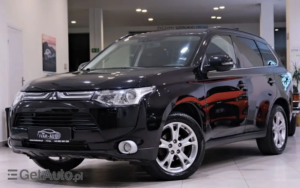 MITSUBISHI Outlander 2.2 DI-D 4WD Diamant Edition