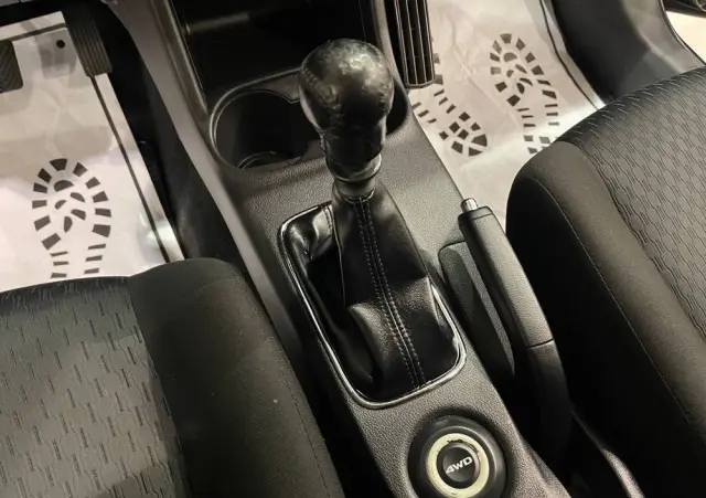 MITSUBISHI Outlander 2.2 DI-D 4WD Diamant Edition