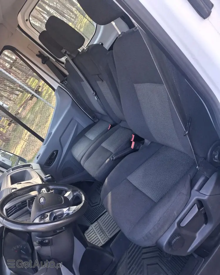 FORD TRANSIT DOKA 155KM 7 osób i paka 287cm 