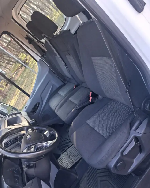FORD TRANSIT DOKA 155KM 7 osób i paka 287cm 