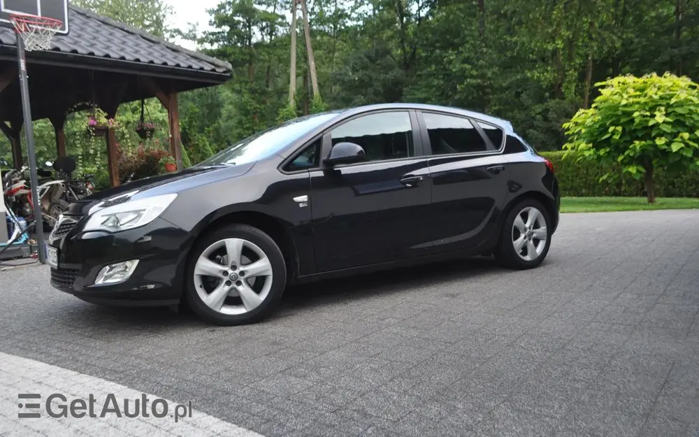 OPEL Astra 1.4 Turbo 150 Jahre