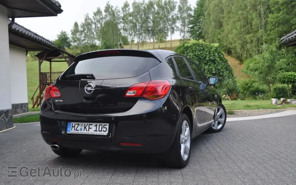 OPEL Astra 1.4 Turbo 150 Jahre