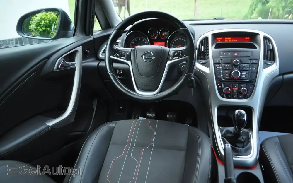 OPEL Astra 1.4 Turbo 150 Jahre