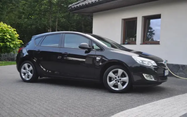 OPEL Astra 1.4 Turbo 150 Jahre
