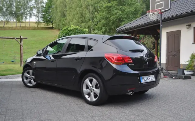 OPEL Astra 1.4 Turbo 150 Jahre