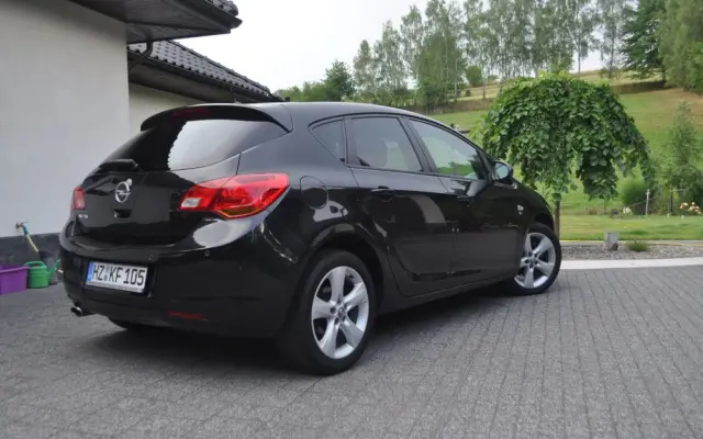 OPEL Astra 1.4 Turbo 150 Jahre