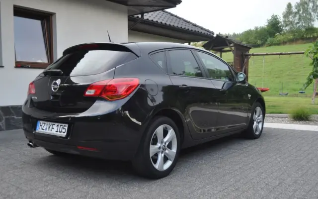 OPEL Astra 1.4 Turbo 150 Jahre