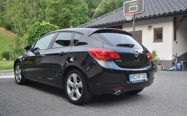 OPEL Astra 1.4 Turbo 150 Jahre