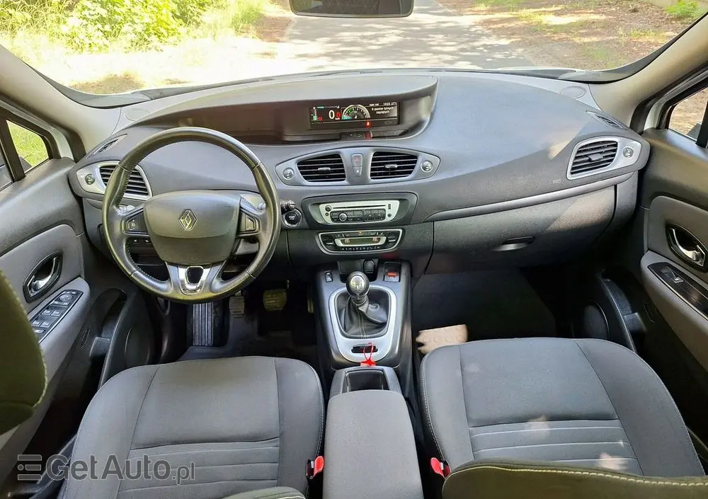 RENAULT Scenic 