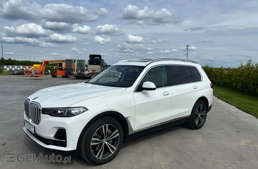 BMW X7 