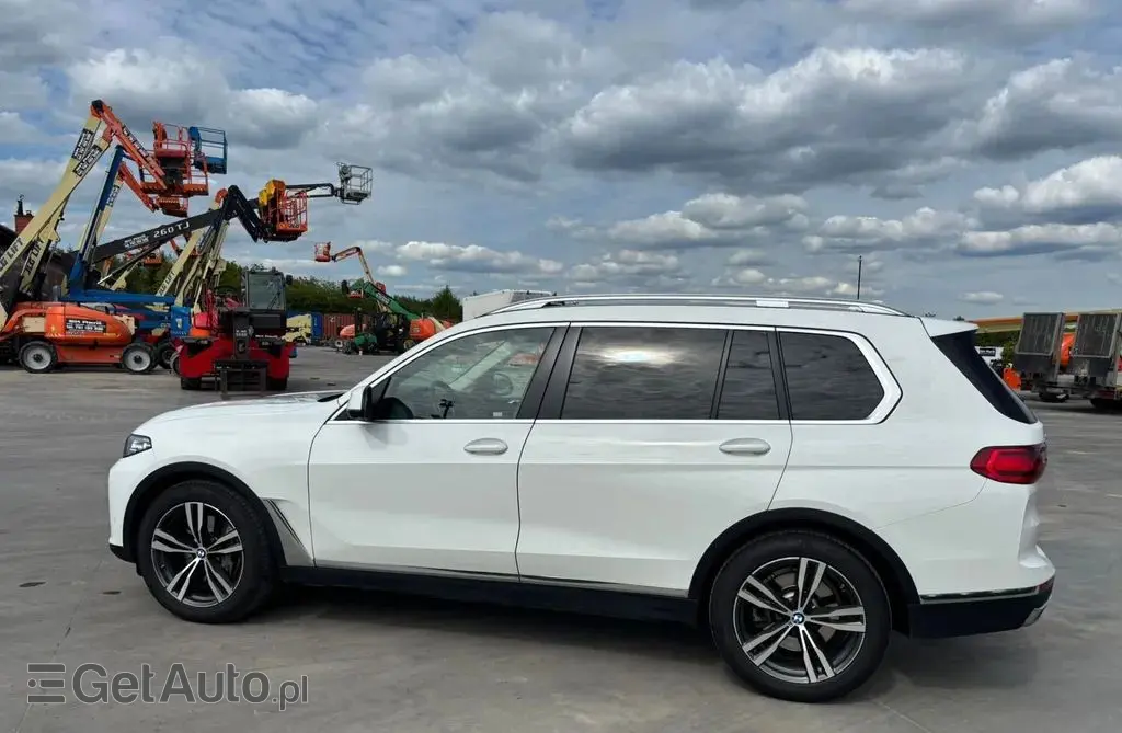 BMW X7 
