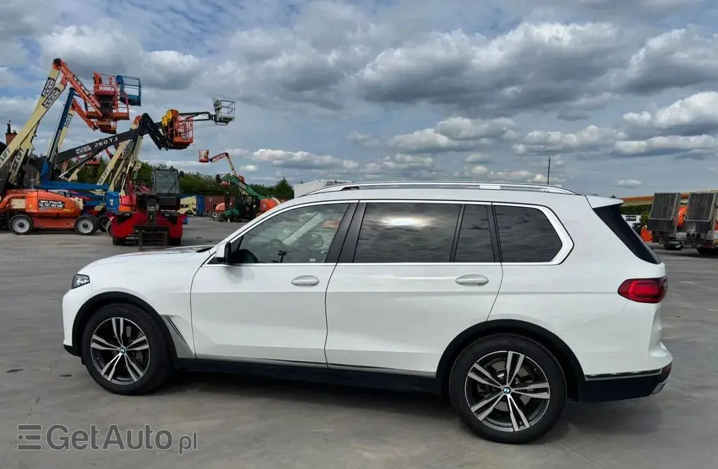 BMW X7 
