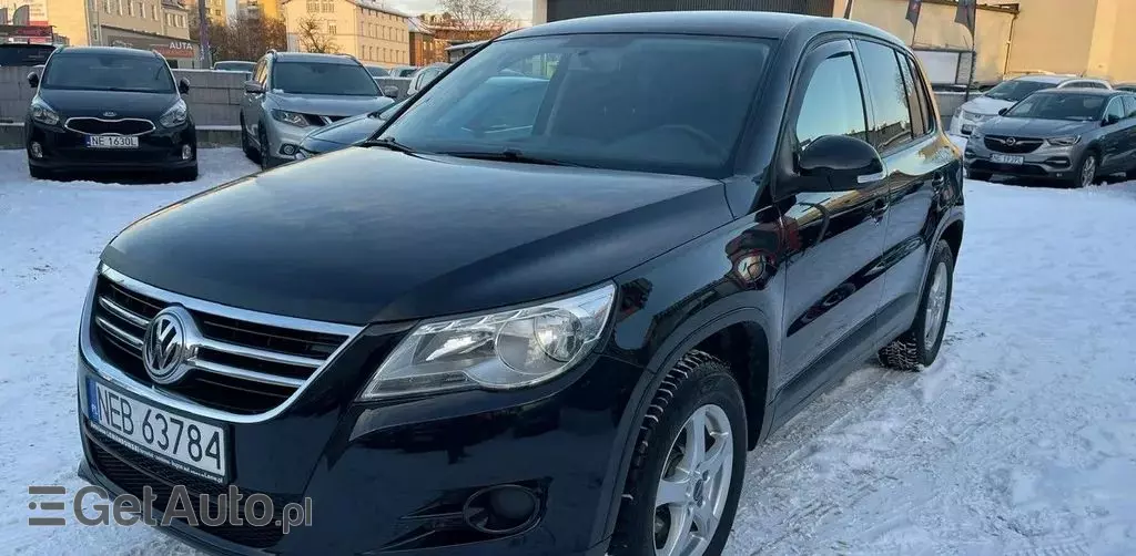 VOLKSWAGEN Tiguan 