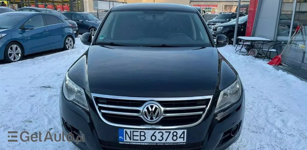 VOLKSWAGEN Tiguan 