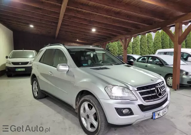 MERCEDES-BENZ ML 