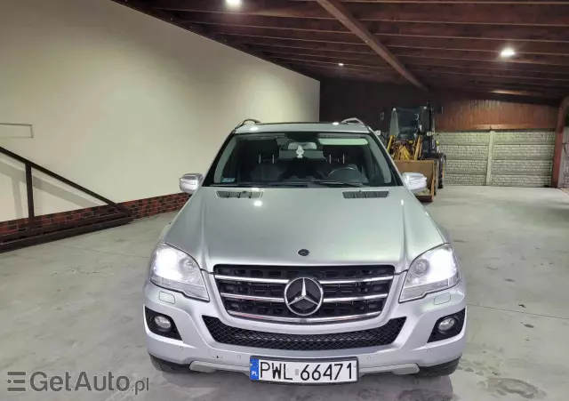 MERCEDES-BENZ ML 