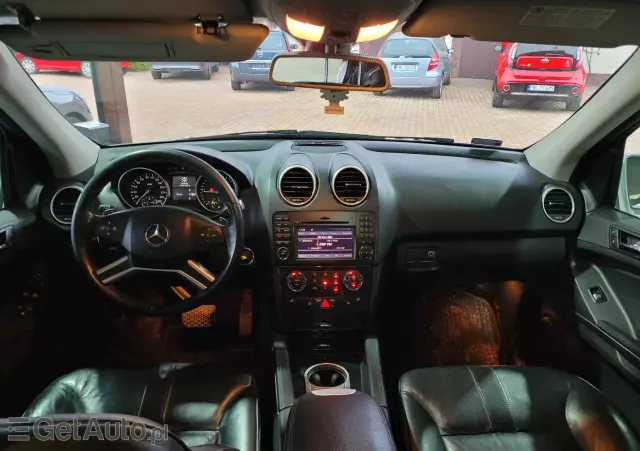 MERCEDES-BENZ ML 