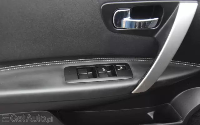 NISSAN Qashqai 2.0 CVT tekna