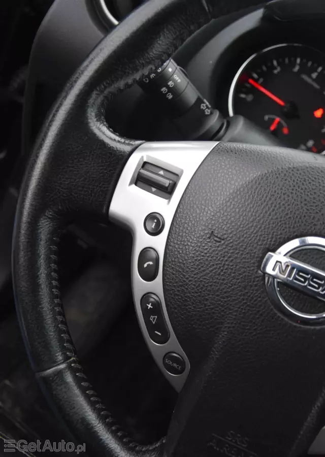 NISSAN Qashqai 2.0 CVT tekna