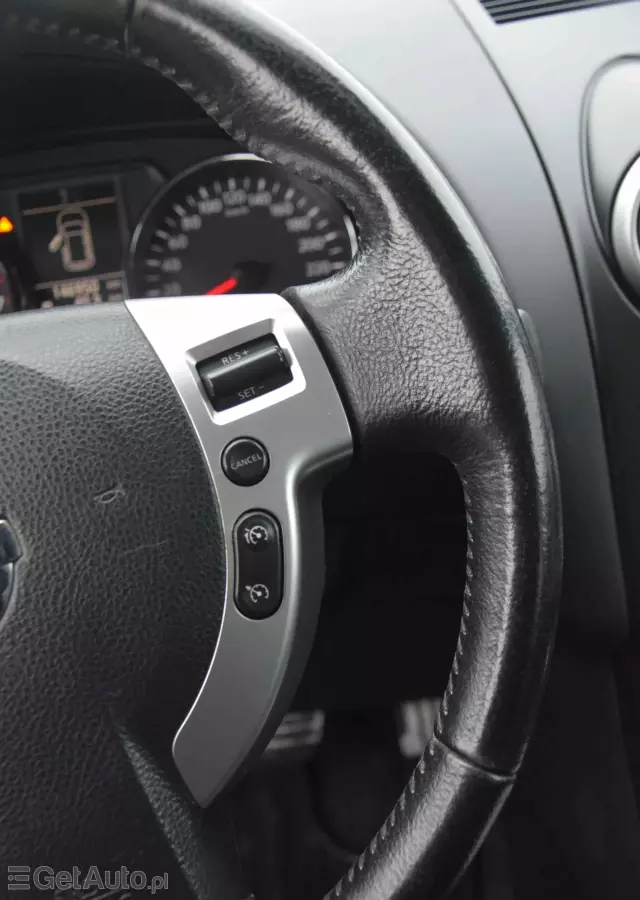 NISSAN Qashqai 2.0 CVT tekna