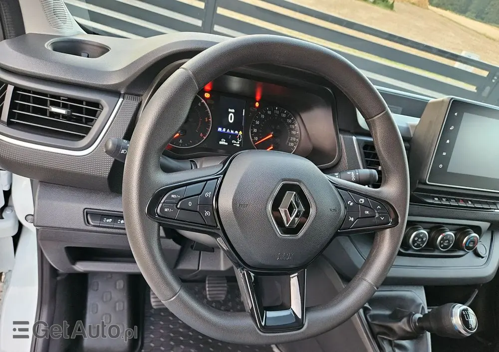 RENAULT *TRAFIC*L1H1*NOWY*MODEL*BOGATO*WYPOSAŻONY* 