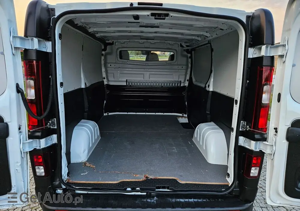 RENAULT *TRAFIC*L1H1*NOWY*MODEL*BOGATO*WYPOSAŻONY* 