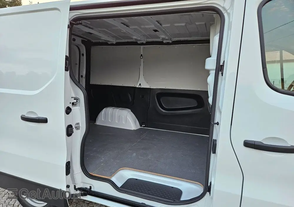 RENAULT *TRAFIC*L1H1*NOWY*MODEL*BOGATO*WYPOSAŻONY* 